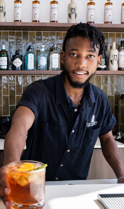Buffalo Bar Waiter